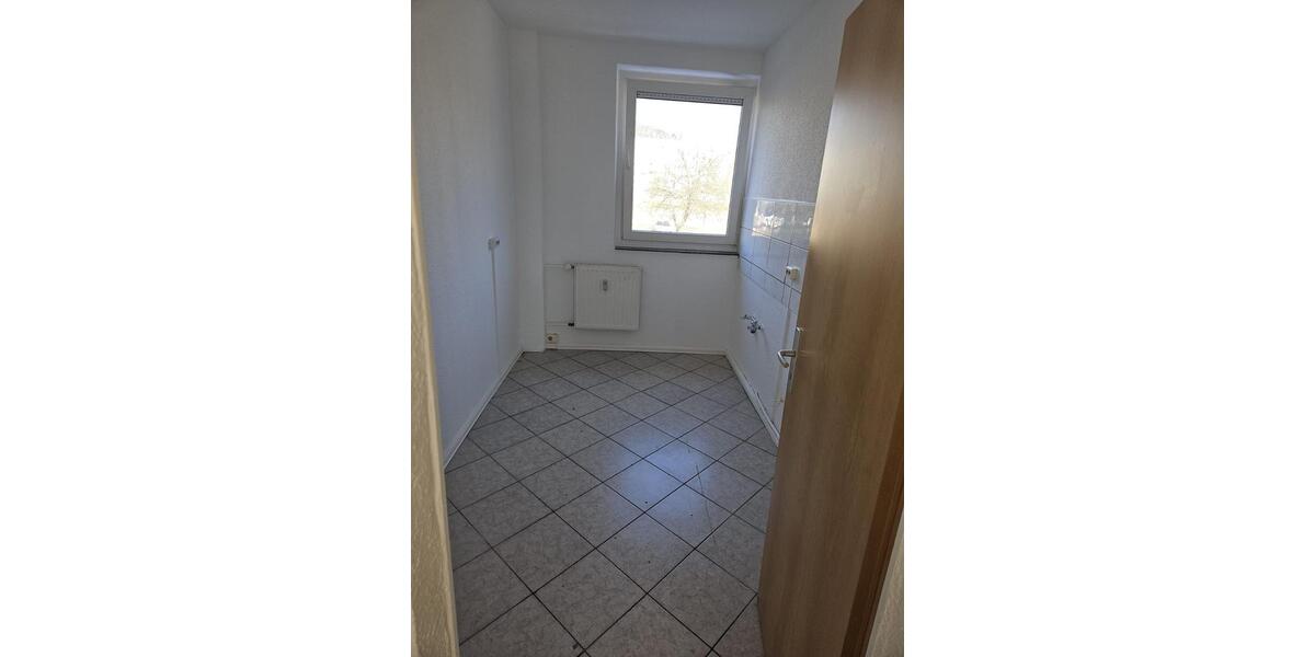 Etagenwohnung Bad Frankenhausen/Kyffhäuser Kyffhäuser - 4 Zimmer, 77 m&sup2;, 420&euro; | Angebot:25432787