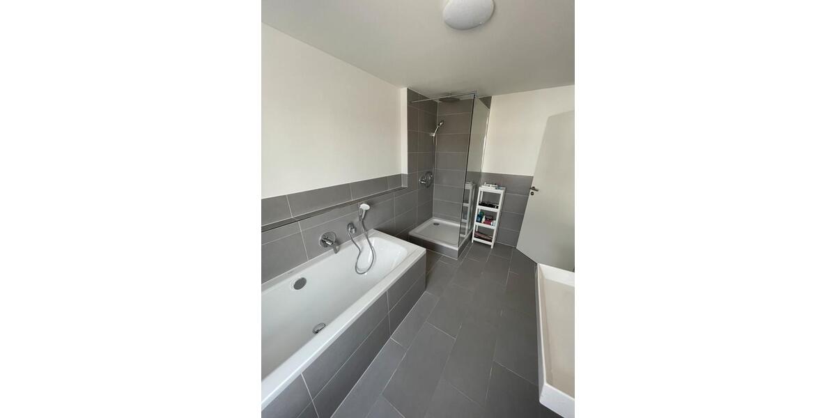 Reihenhaus Straubing - 3 Zimmer, 98 m&sup2;, 950&euro; | Angebot:26237530