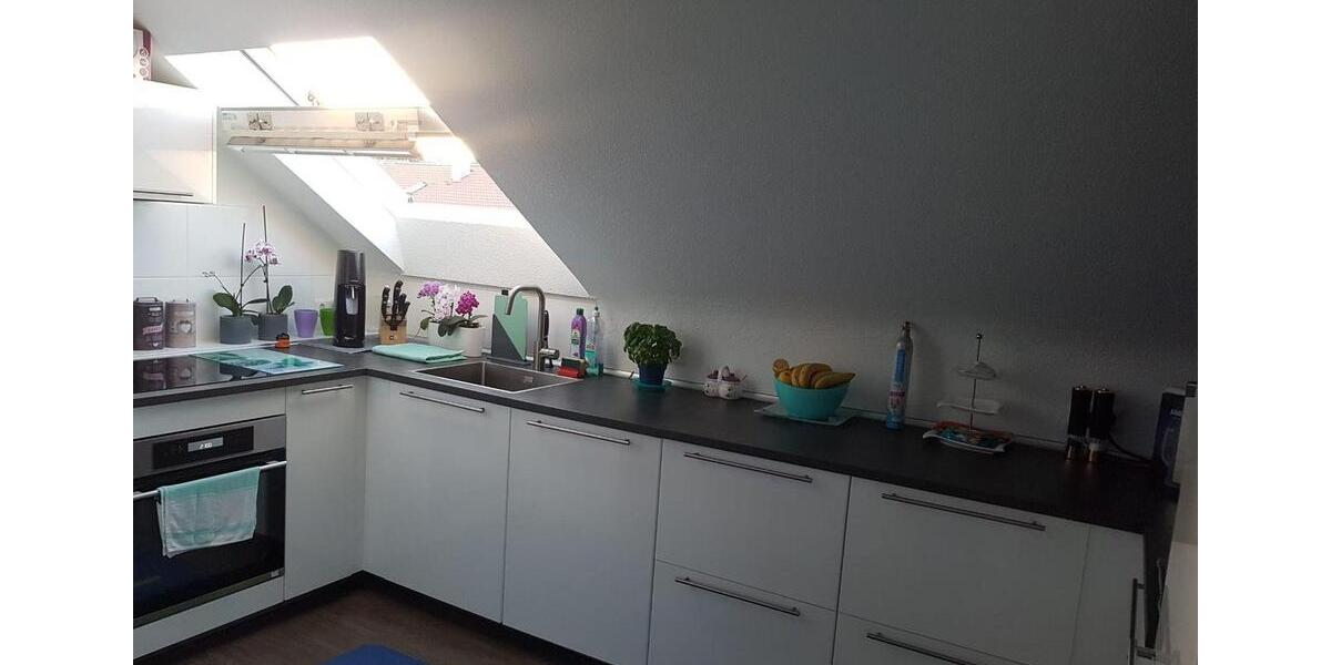 Dachgeschoßwohnung Ditzingen - 3 Zimmer, 88 m&sup2;, 1.190&euro; | Angebot:26600639