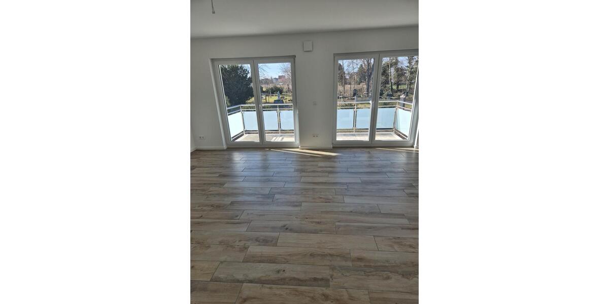 Etagenwohnung Magdeburg Hopfengarten - 5 Zimmer, 135 m&sup2;, 1.800&euro; | Angebot:26030166