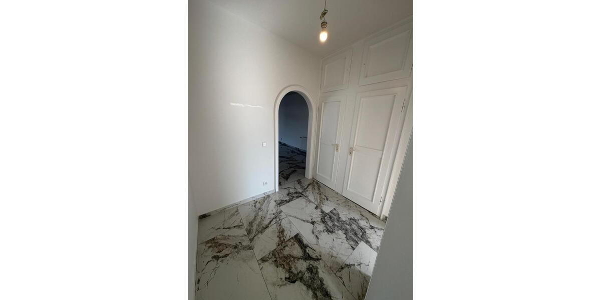 Dachgeschoßwohnung Düsseldorf Stadtbezirk 9 - 3 Zimmer, 130 m&sup2;, 2.450&euro; | Angebot:25792060