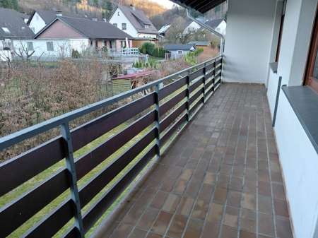 Etagenwohnung Sundern (Sauerland) Stockum (Sauerland) - 3 Zimmer, 90 m&sup2;, 565&euro; | Angebot:26931407