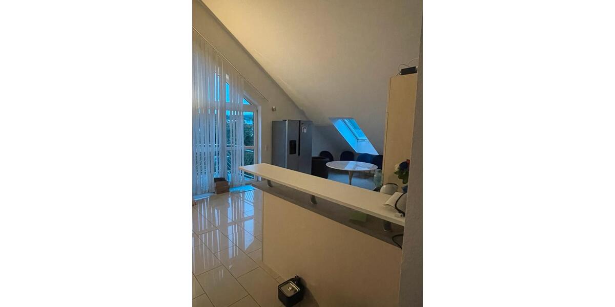 Dachgeschoßwohnung Lollar - 2 Zimmer, 86 m&sup2;, 1.100&euro; | Angebot:26640399
