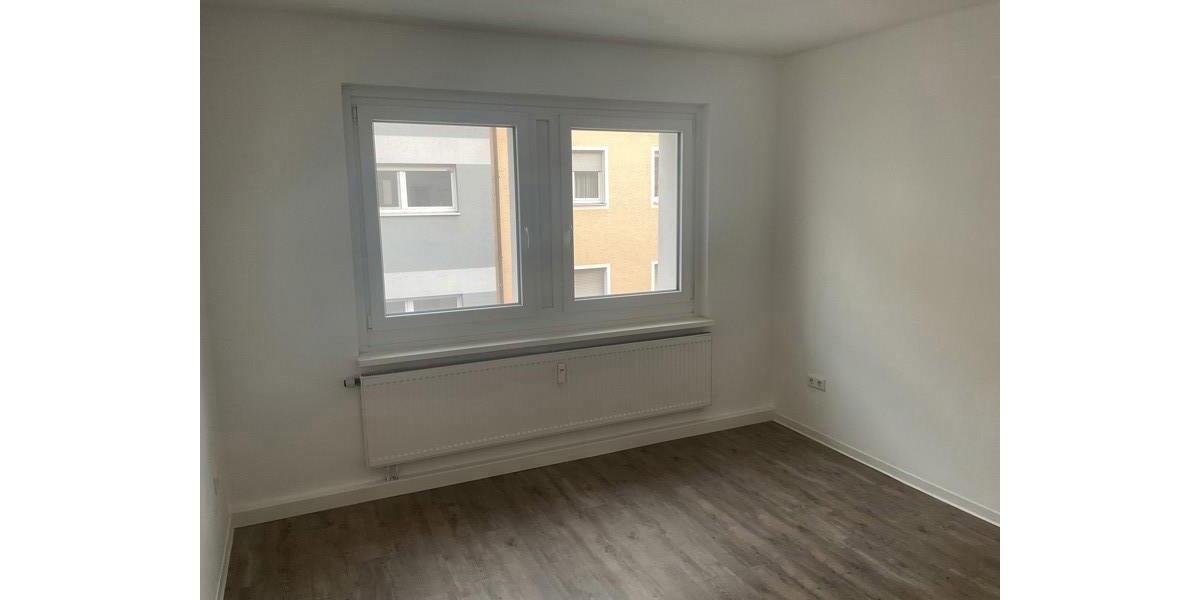 Erdgeschoßwohnung Nürnberg Hasenbuck - 1 Zimmer, 38 m&sup2;, 457&euro; | Angebot:25047940