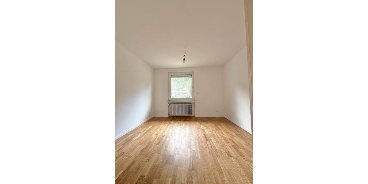 Etagenwohnung Wuppertal Lichtenplatz - 3 Zimmer, 100 m&sup2;, 1.490&euro; | Angebot:26578558