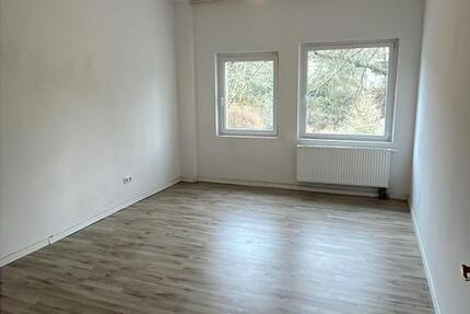Wohnung Sulzbach (Saar) - 6 Zimmer, 185 m&sup2;, 1.100&euro; | Angebot:24867538