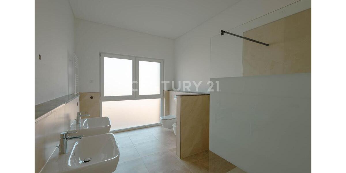 Dachgeschoßwohnung Rotenburg (Wümme) - 4 Zimmer, 131 m&sup2;, 1.650&euro; | Angebot:24183341