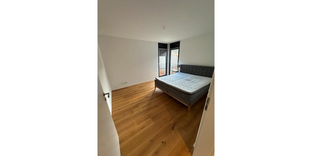 Etagenwohnung Hasel - 3 Zimmer, 106 m&sup2;, 1.850&euro; | Angebot:26336060