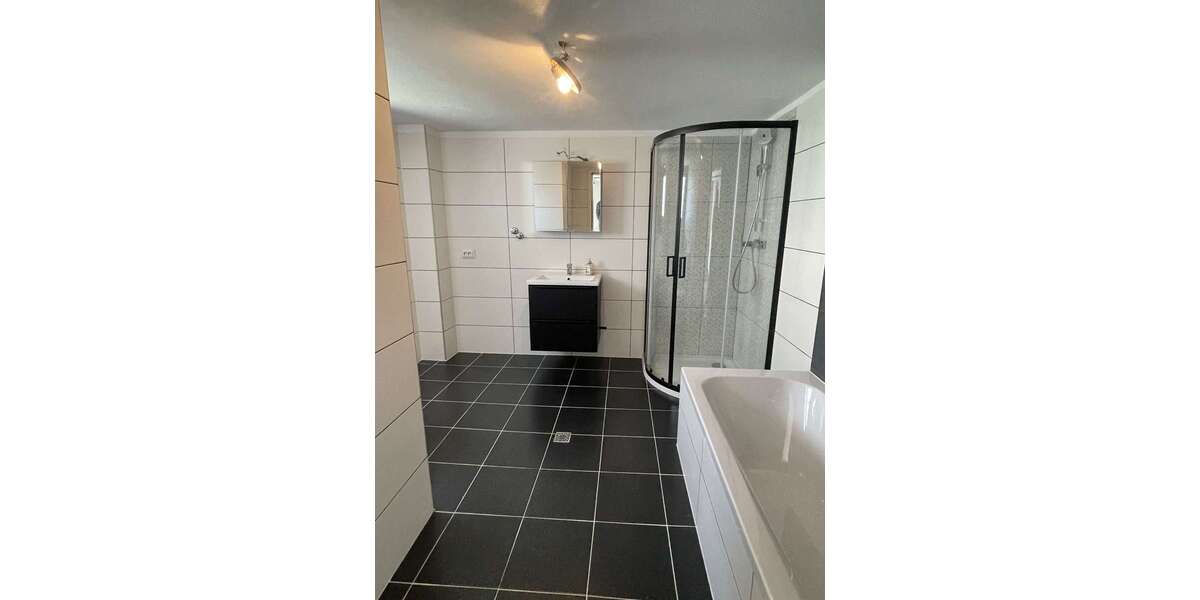 Einfamilienhaus Rodalben - 4 Zimmer, 150 m&sup2;, 1.000&euro; | Angebot:20725592