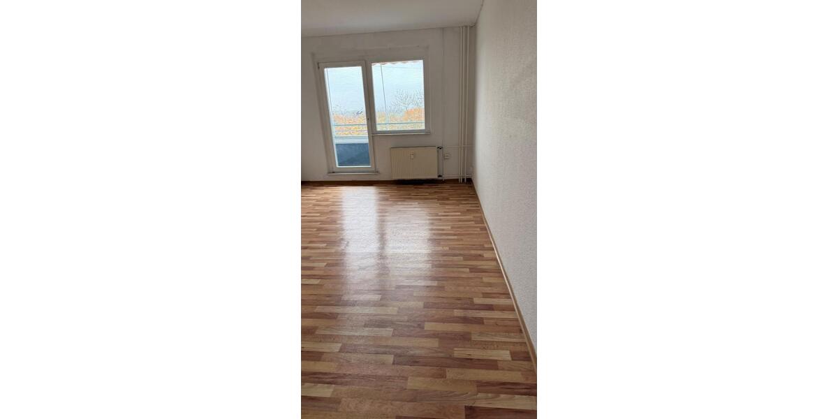 Etagenwohnung Staßfurt - 3 Zimmer, 69 m&sup2;, 323&euro; | Angebot:24701284