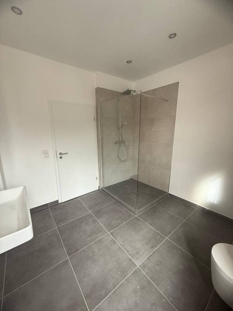 Helle 2 Zimmer, Küche, Bad, Wohnung