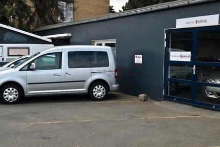 Autohandel, Halle mit Stellfläche zimmer