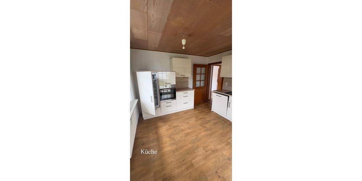 Erdgeschoßwohnung Hessisch Oldendorf - 5 Zimmer, 125 m&sup2;, 1.140&euro; | Angebot:26635555