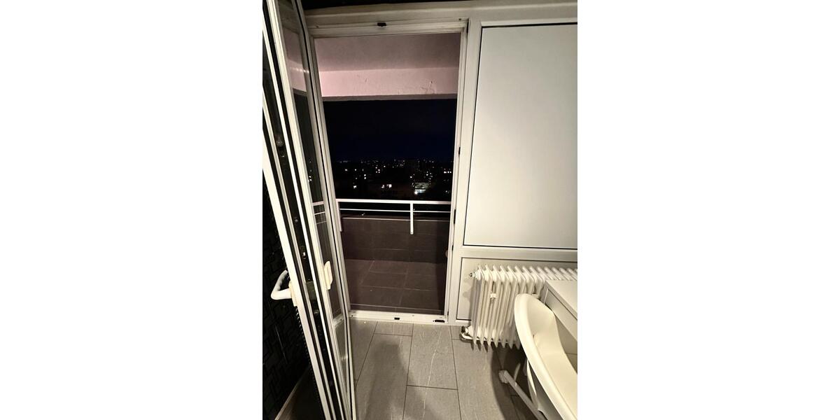 Wohnen auf Zeit Köln Kalk - 8 Zimmer, 8 m&sup2;, 650&euro; | Angebot:26564570