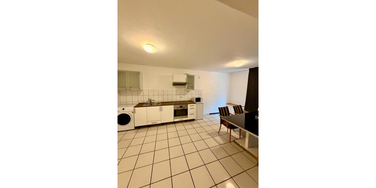 Etagenwohnung Düsseldorf Stadtbezirk 3 - 4 Zimmer, 85 m&sup2;, 1.900&euro; | Angebot:25149998