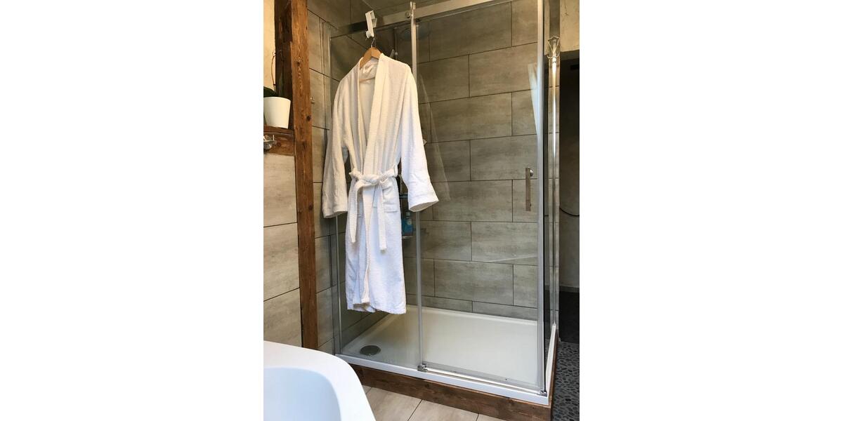 Möblierte Maisonette-Wohnung 115 m² (Dachgeschoss) 5 zimmer