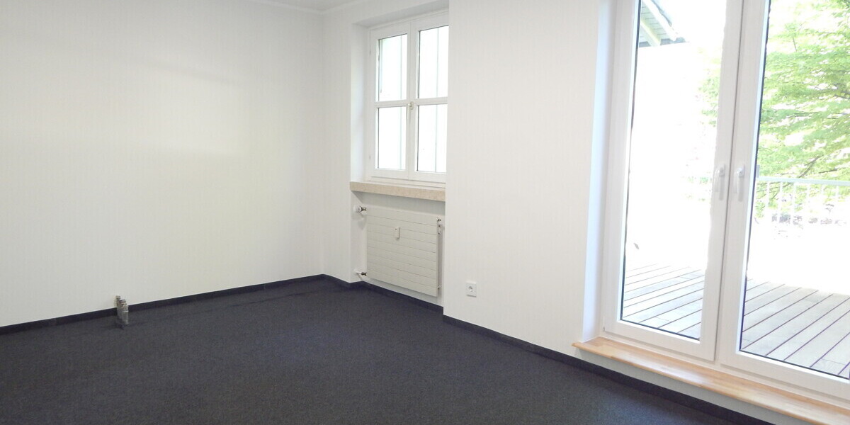 Flexible Wohn- und Gewerbeeinheit in 83404 Ainring mit Terrasse und idealer Work-Life-Kombination - Gewerbeobjekt Ainring Ainring | Angebot:26481376