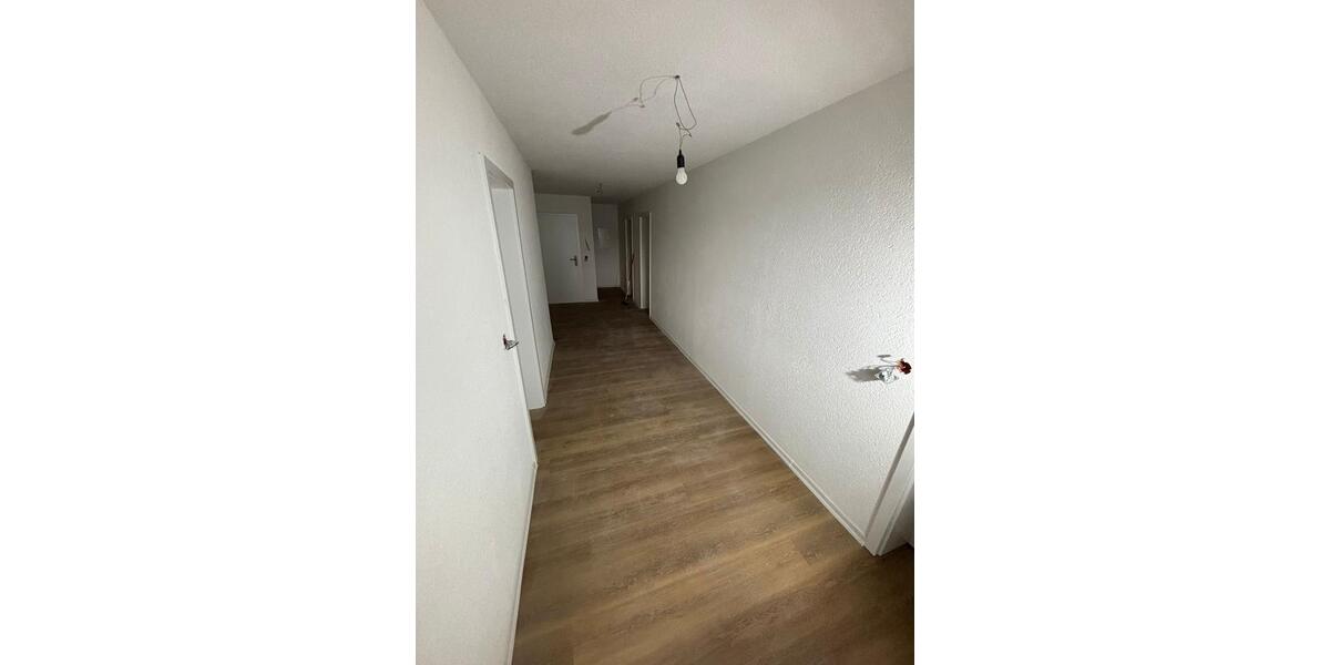 Etagenwohnung Vöhl - 3 Zimmer, 94 m&sup2;, 700&euro; | Angebot:25797016