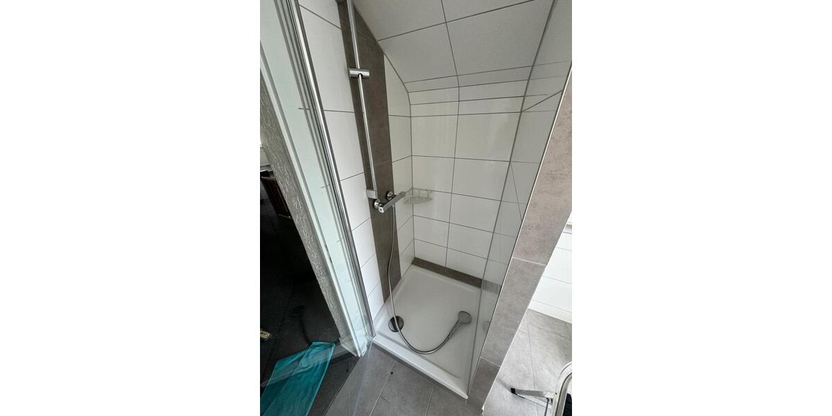 Wohnen auf Zeit Oedheim - 8 Zimmer, 150 m&sup2;, 4.900&euro; | Angebot:19806079