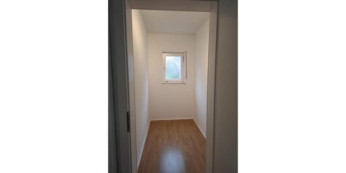 Erdgeschoßwohnung Cölbe - 3 Zimmer, 100 m&sup2;, 990&euro; | Angebot:25899310
