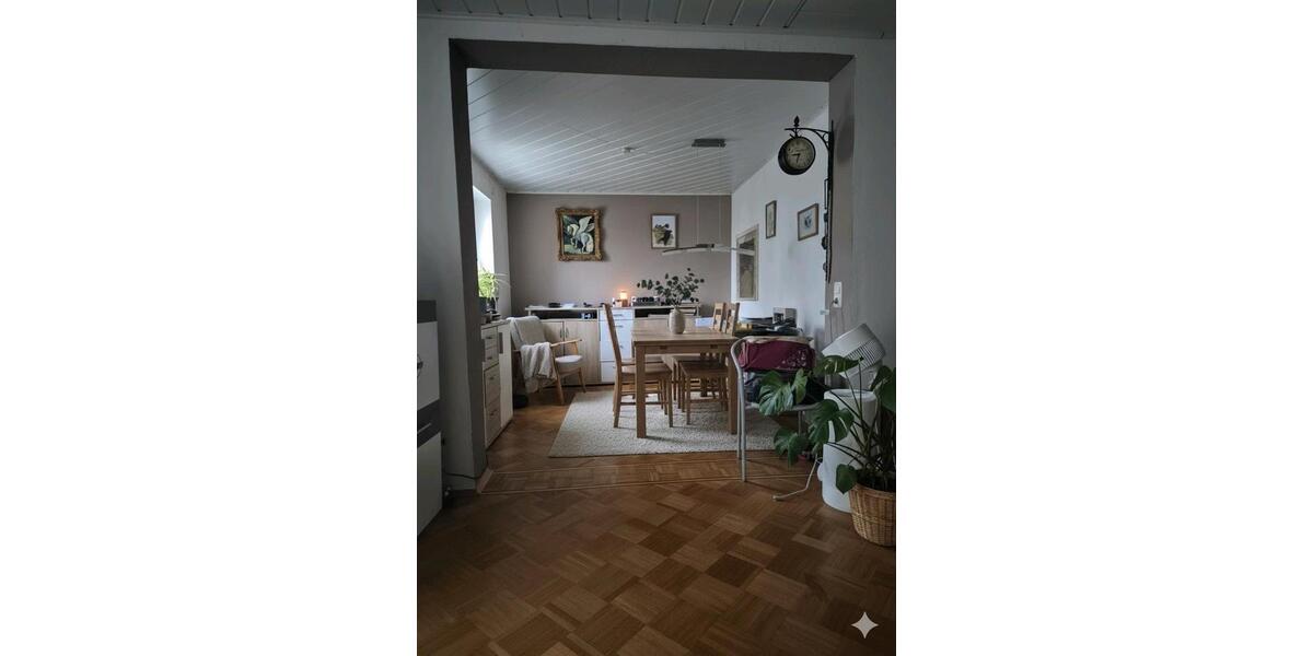 Etagenwohnung Ansbach - 4.5 Zimmer, 94 m&sup2;, 1.150&euro; | Angebot:25173894