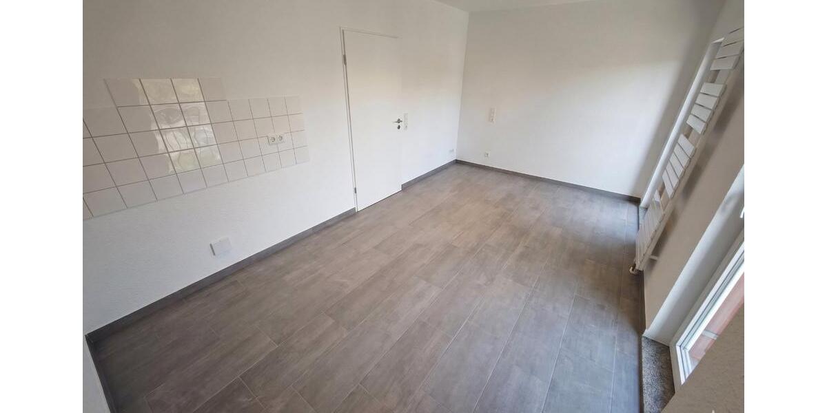 Etagenwohnung Bad Langensalza - 2 Zimmer, 76 m&sup2;, 750&euro; | Angebot:26224403