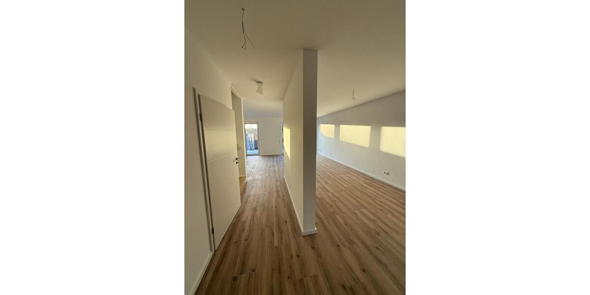 Reihenhaus Trittau - 5 Zimmer, 125 m&sup2;, 1.900&euro; | Angebot:24136784