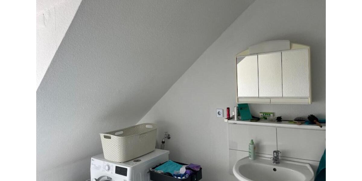 1-Zimmer-Dachgeschoss-Wohnung in Hildesheim ab 16.01.2026 frei 1 zimmer