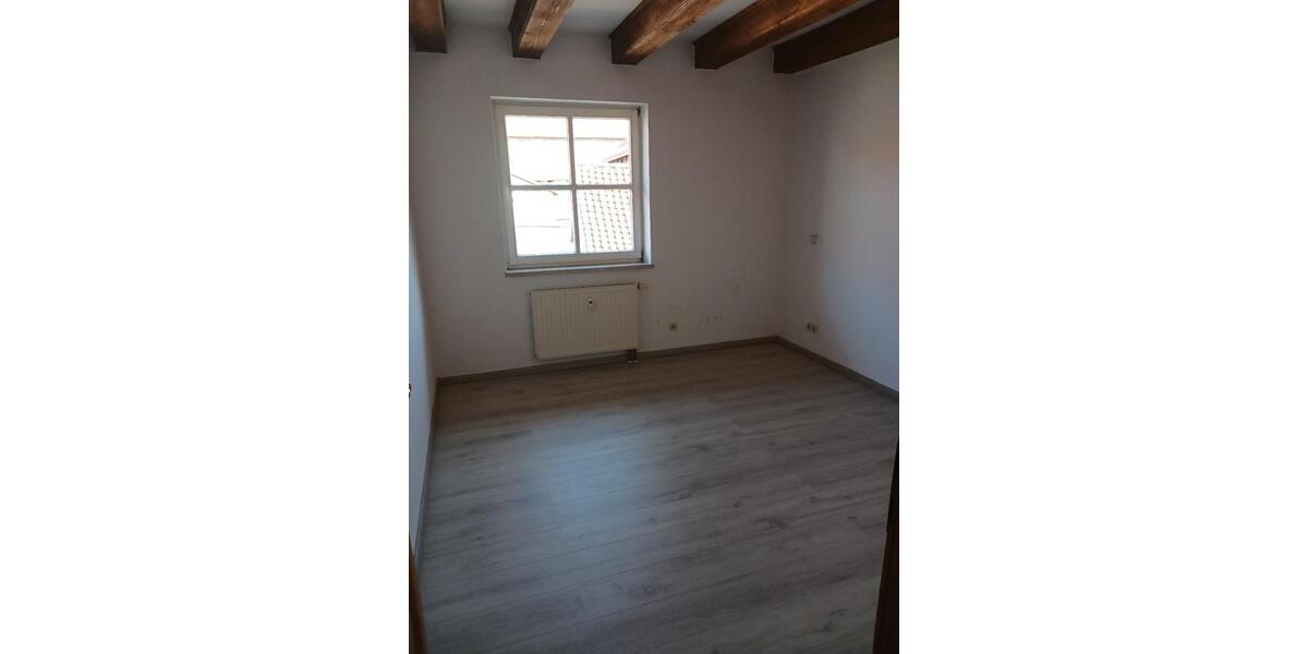 Etagenwohnung Huy - 2 Zimmer, 43 m&sup2;, 245&euro; | Angebot:25891818