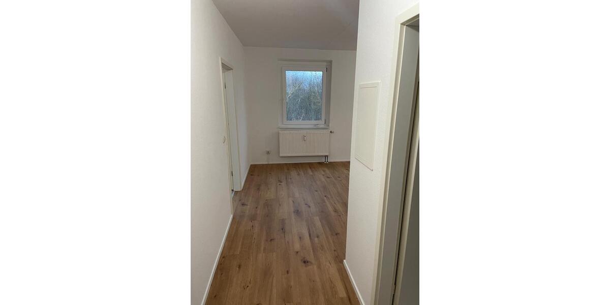 Etagenwohnung Apolda - 2 Zimmer, 75 m&sup2;, 545&euro; | Angebot:26337118