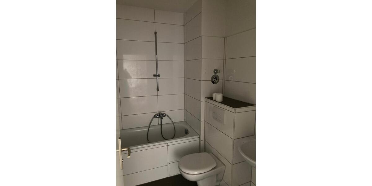 Etagenwohnung Friedrichsdorf - 3.5 Zimmer, 86 m&sup2;, 930&euro; | Angebot:26621149