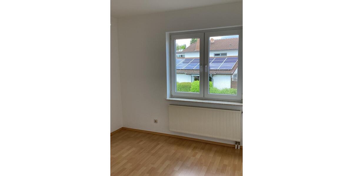 Etagenwohnung Brechen - 4 Zimmer, 93 m&sup2;, 1.000&euro; | Angebot:26598393