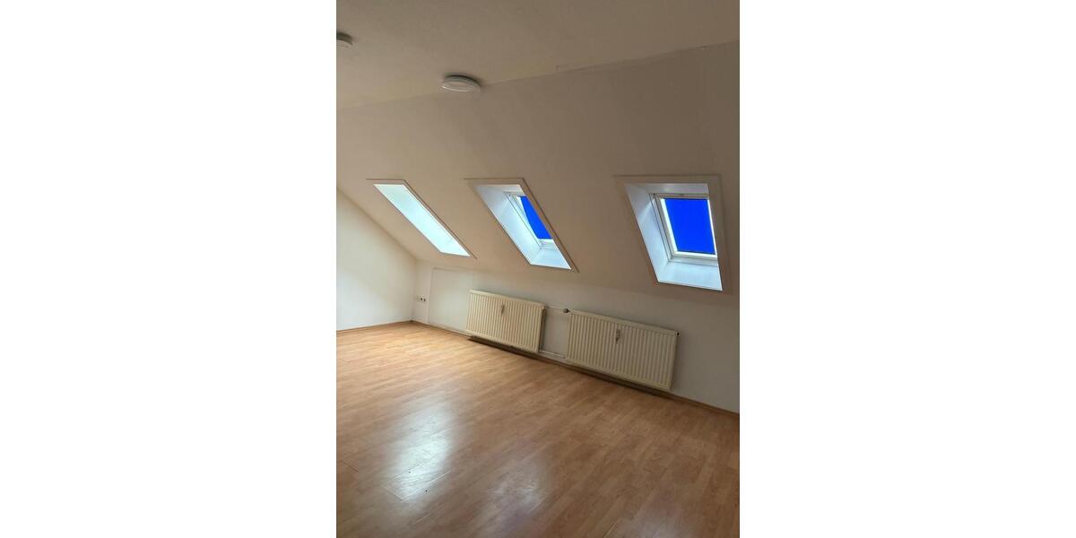 Dachgeschoßwohnung Bad Fallingbostel - 3 Zimmer, 72 m&sup2;, 600&euro; | Angebot:25310014