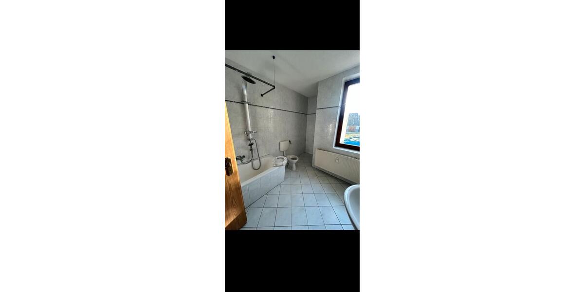 Erdgeschoßwohnung Döbeln - 5 Zimmer, 115 m&sup2;, 1.150&euro; | Angebot:25320328