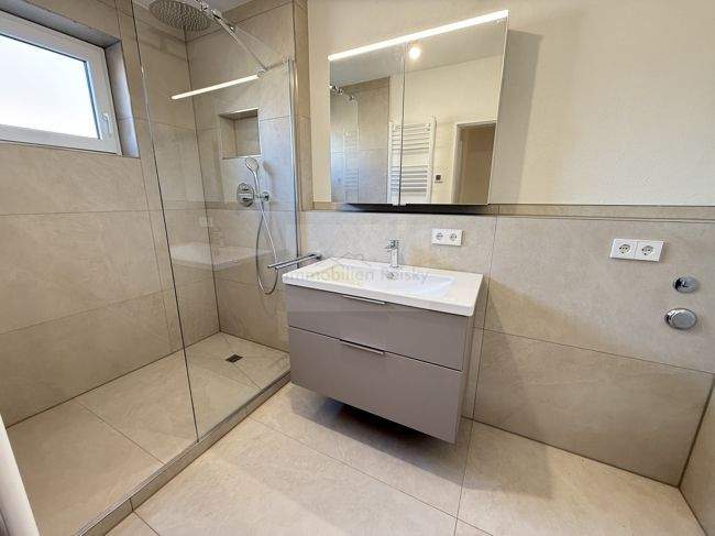 Etagenwohnung Überlingen - 2 Zimmer, 65 m&sup2;, 970&euro; | Angebot:25693060