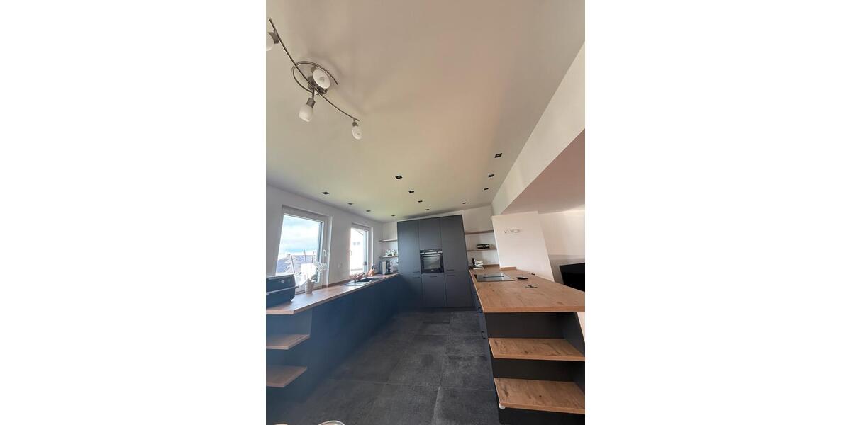 Dachgeschoßwohnung Wincheringen - 3 Zimmer, 120 m&sup2;, 1.400&euro; | Angebot:24756102