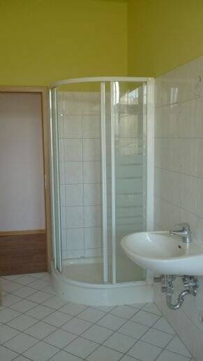 Etagenwohnung Schenkendöbern Bärenklau - 4 Zimmer, 87 m&sup2;, 482&euro; | Angebot:26486798