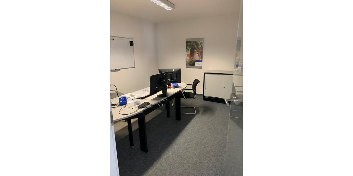 Gewerbe-Bürogebäude zimmer