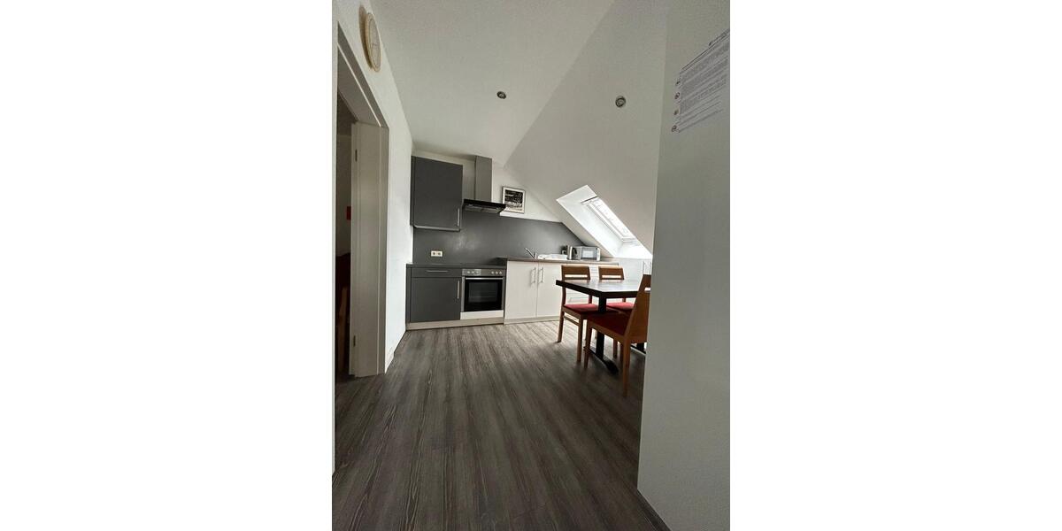 Wohnen auf Zeit Meppen - 3 Zimmer, 240 m&sup2;, 400&euro; | Angebot:24667515