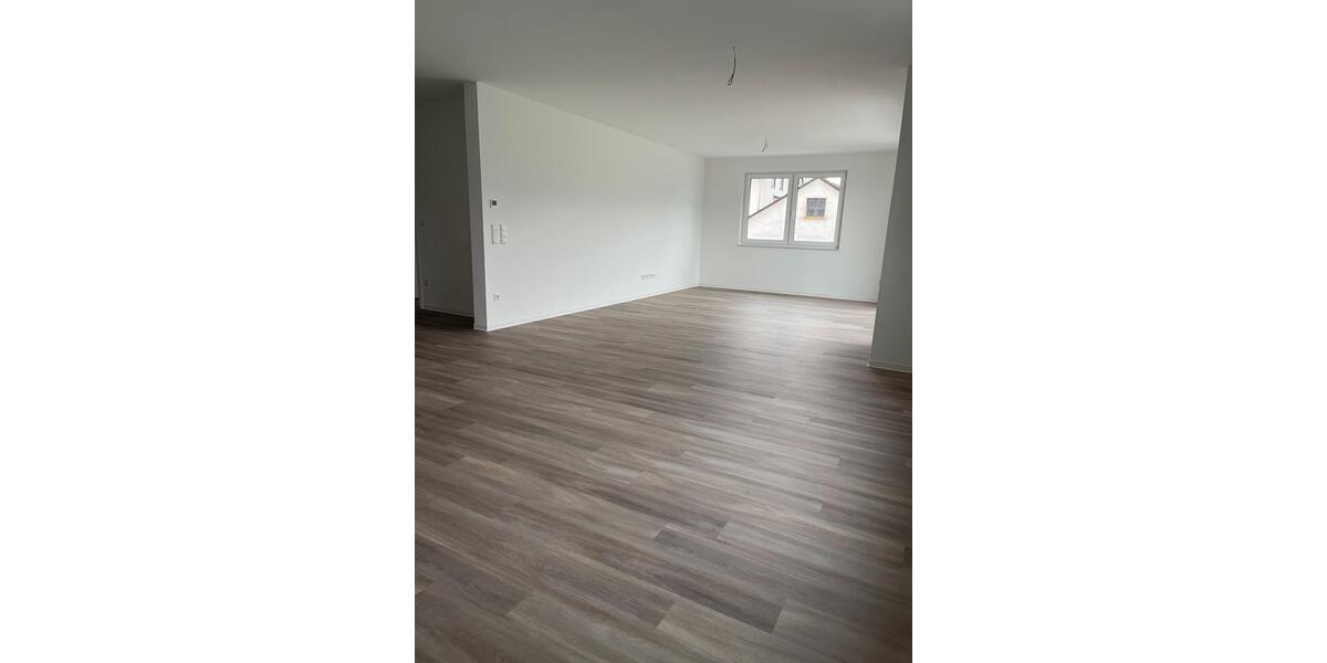 Etagenwohnung Birstein - 3 Zimmer, 111 m&sup2;, 1.000&euro; | Angebot:24874018