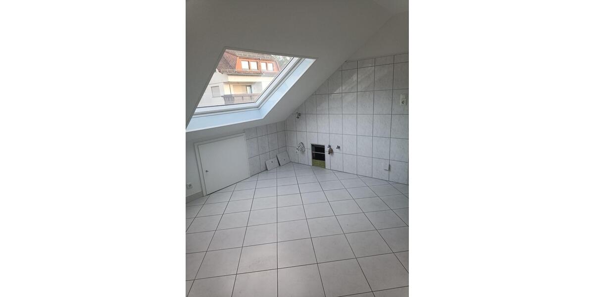Dachgeschoßwohnung Heidenrod - 3 Zimmer, 90 m&sup2;, 700&euro; | Angebot:26537437