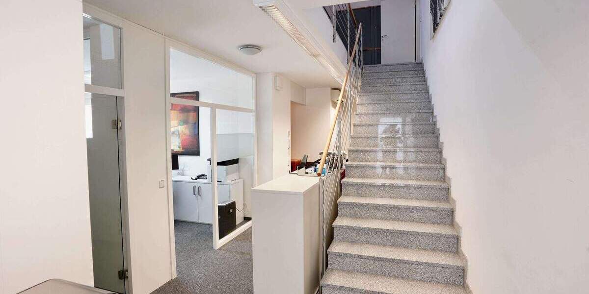 Gewerbeobjekt Breisach am Rhein Breisach - 8 Zimmer, 235 m&sup2;, 1.500&euro; | Angebot:25662420