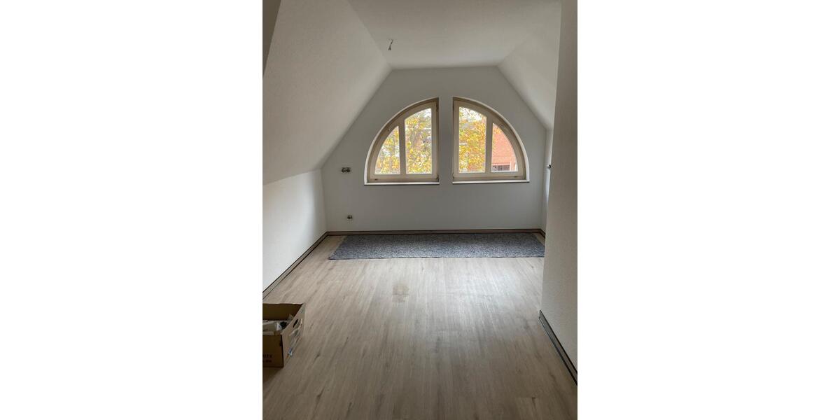 Dachgeschoßwohnung Gescher - 3 Zimmer, 100 m&sup2;, 790&euro; | Angebot:24498151