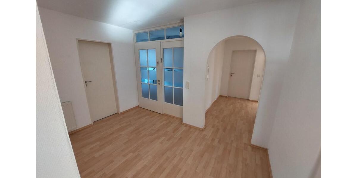 Erdgeschoßwohnung Neukirch - 4 Zimmer, 113 m&sup2;, 1.020&euro; | Angebot:25196132