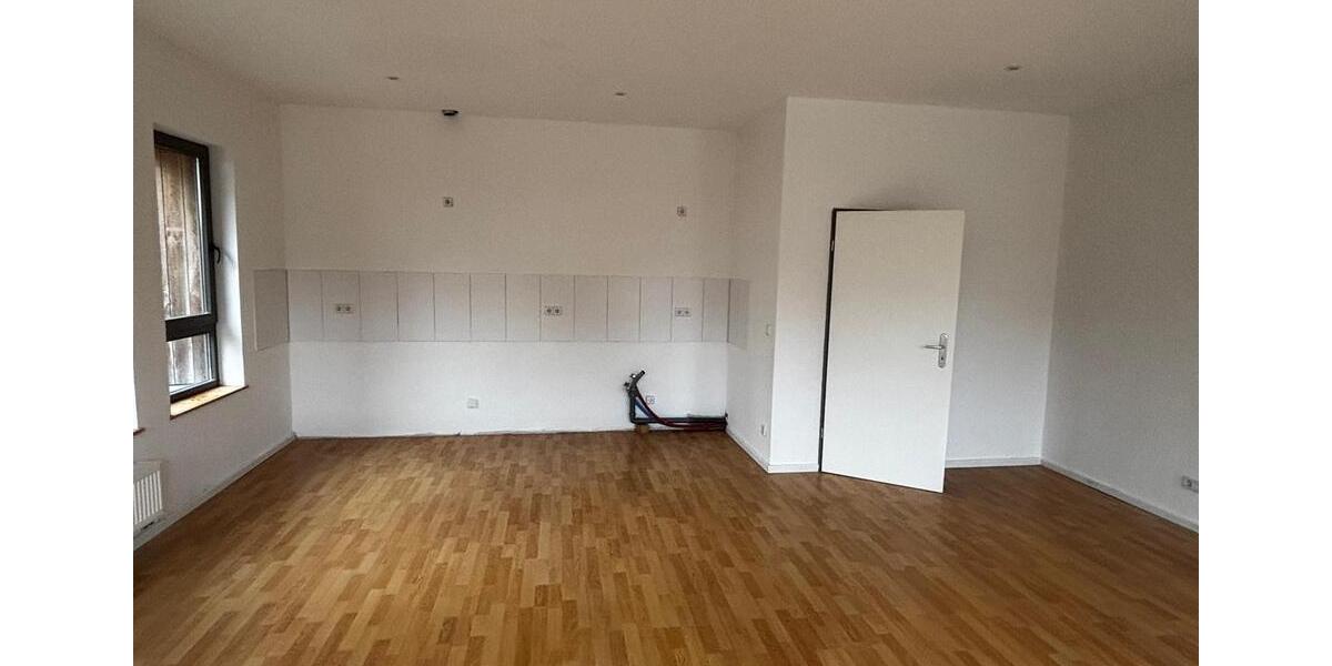 Etagenwohnung Eberswalde - 4 Zimmer, 120 m&sup2;, 1.300&euro; | Angebot:25646531