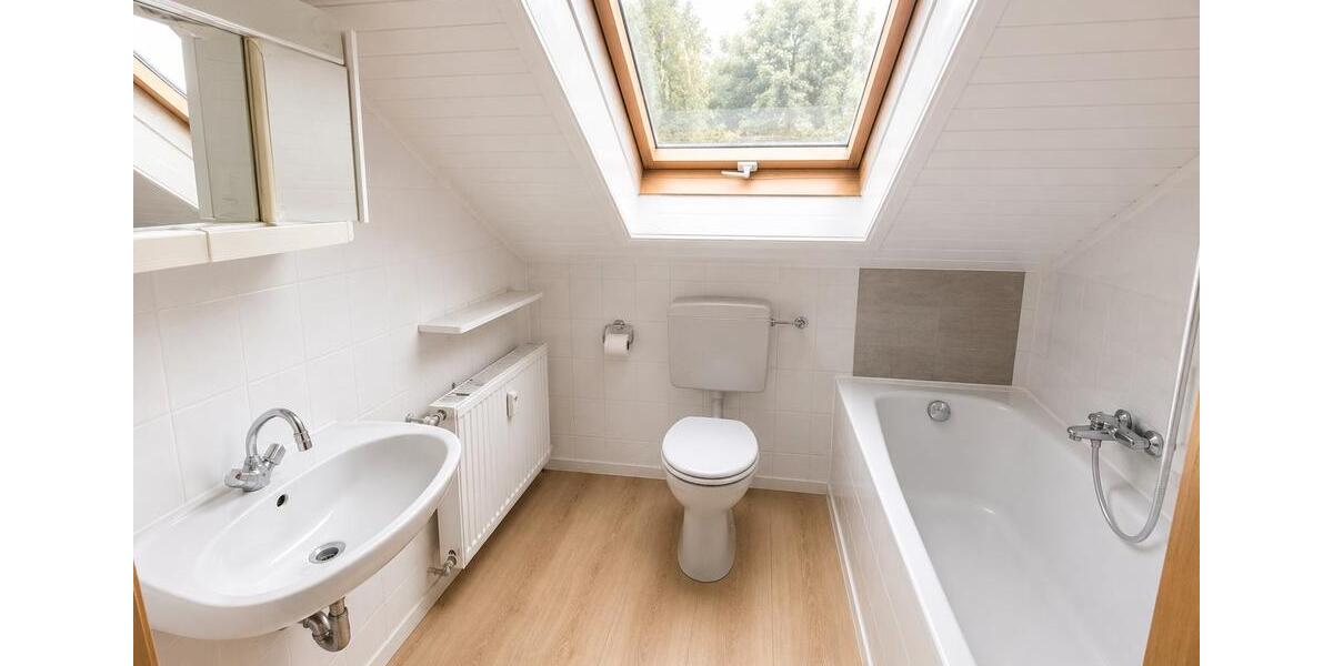 Dachgeschoßwohnung Hollfeld - 3 Zimmer, 75 m&sup2;, 500&euro; | Angebot:26680214