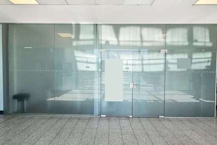 Einzelhandel in Leonberg 939,40 € 85.4 m² zimmer