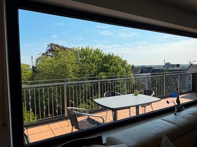 Dachgeschoßwohnung Mönchengladbach - 3 Zimmer, 109 m&sup2;, 995&euro; | Angebot:26548259