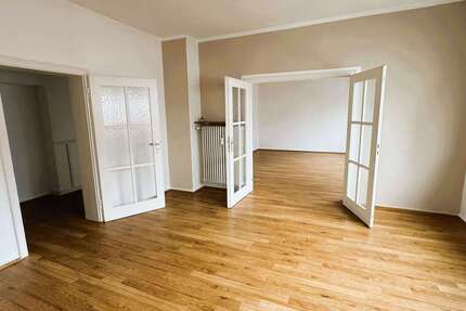 Wohnung Offenbach Zentrum - 3 Zimmer, 92 m&sup2;, 1.100&euro; | Angebot:25271865