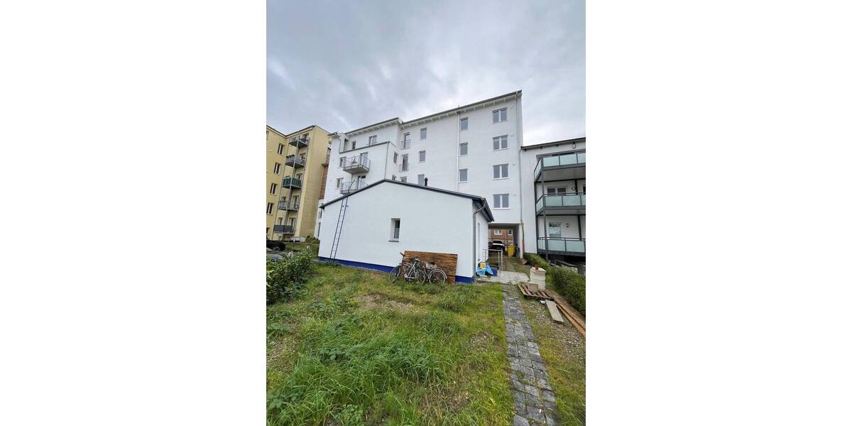 Wohnen wie im Eigenheim, 3- Zimmer Wohnung in einem Hinterhofhäuschen am Tribseer Damm 3 zimmer